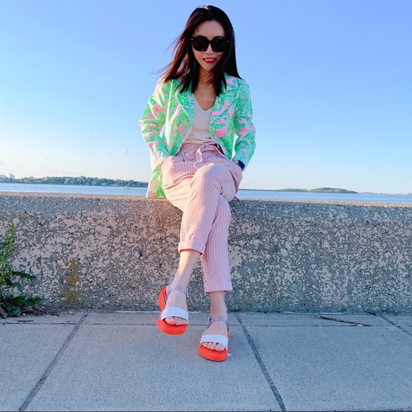 Meet your Posher, Diane - Picture 1 of 1